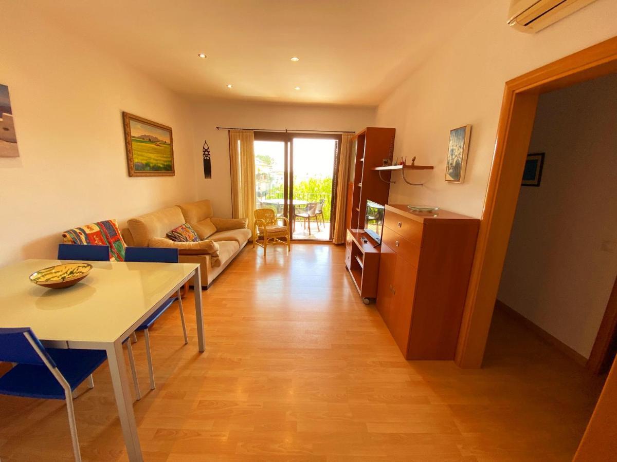 Apartament Gran Amb Parquing A 5 Min Del Centre カレリャ・デ・パラフルジェリ エクステリア 写真